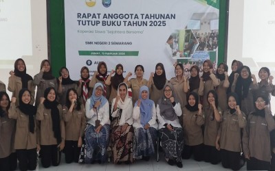 Langkah Nyata SMKN 2 Semarang Persiapkan Generasi Emas Lewat Tata Kelola Koperasi Siswa
