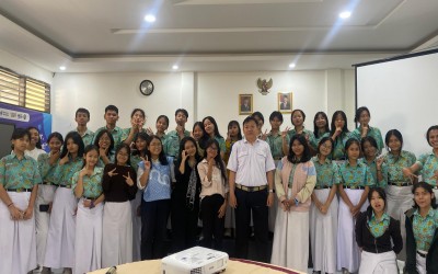 Persekutuan Siswa Nasrani (PSN) SMKN 2 Semarang bersaat teduh “Back to God”