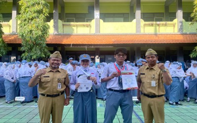 SMK Negeri 2 Semarang Torehkan Prestasi Nasional  Melalui Capaian Medali Perak dalam Student  Achievement Olympiad 2025